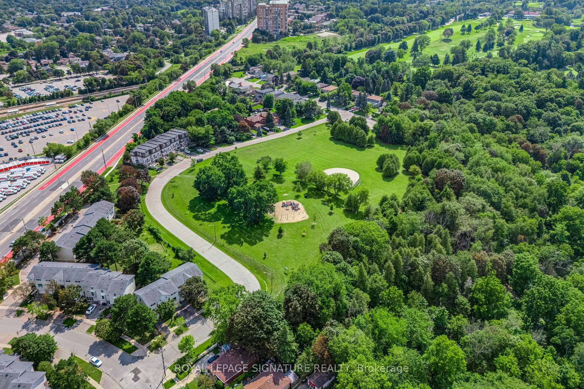 Photo 29 of 50 Celeste Drive, Scarborough, West Hill — HOMEH