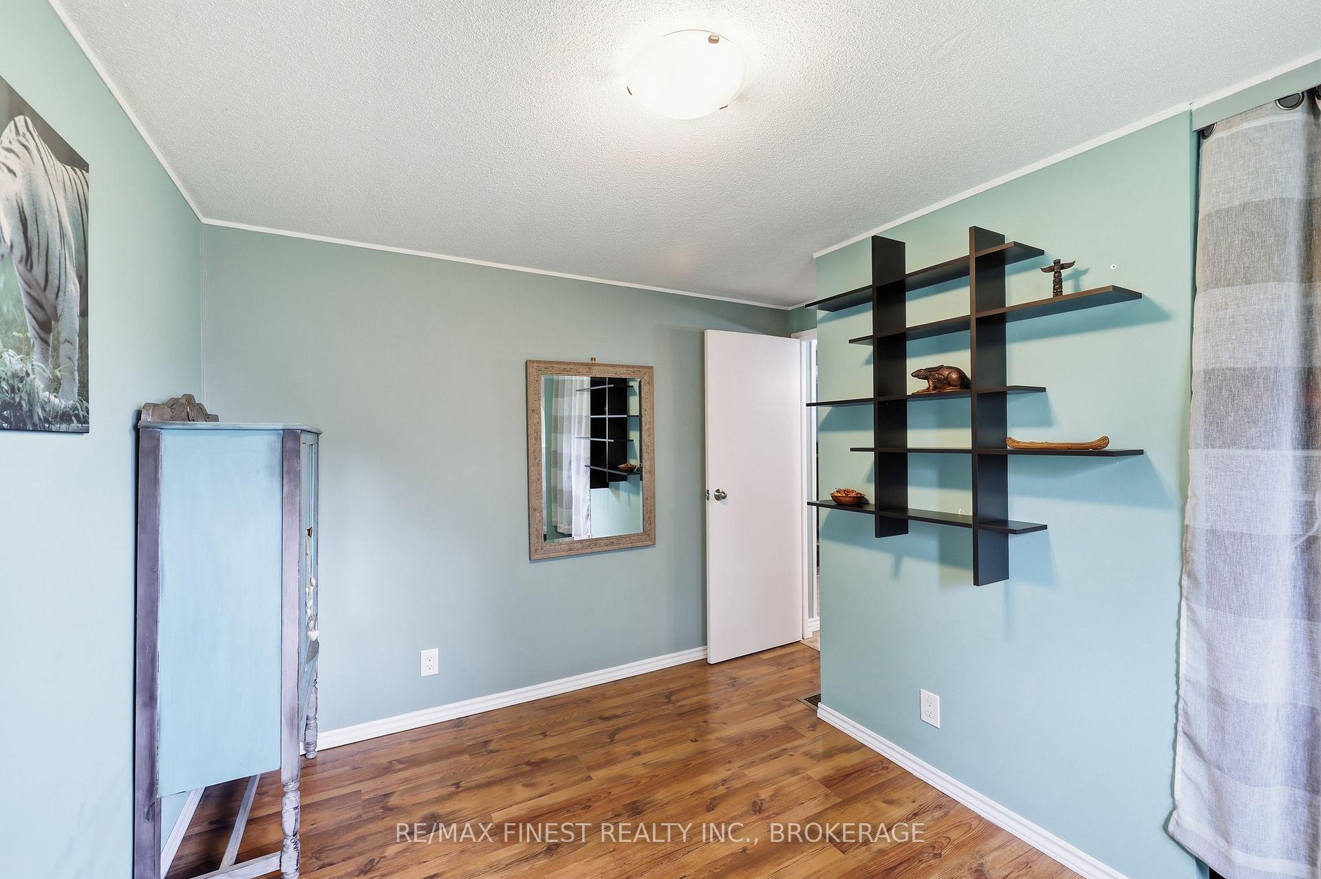 Photo 24 of 91 Cambridge Crescent, Loyalist, Amherstview — HOMEH