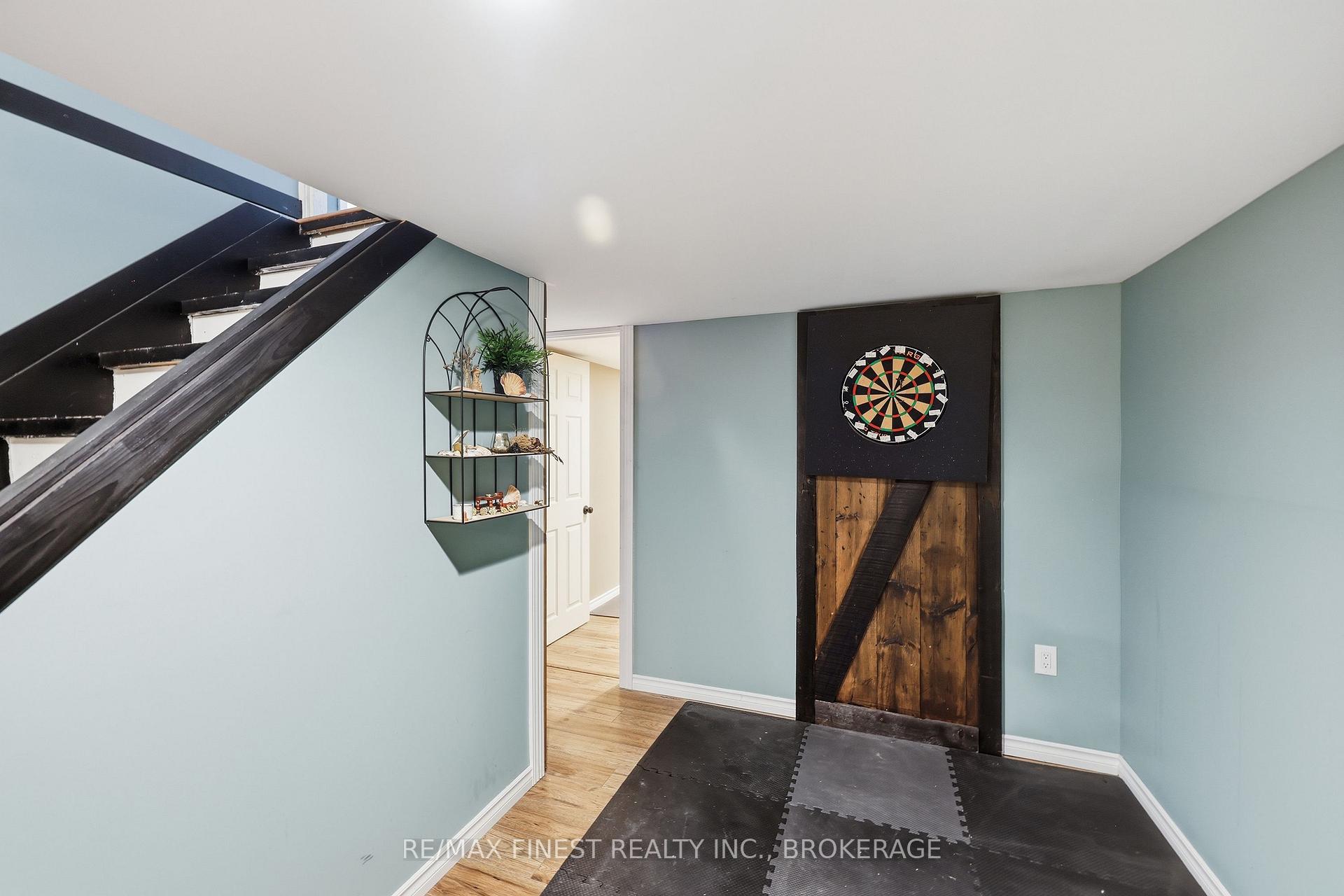 Photo 33 of 91 Cambridge Crescent, Loyalist, Amherstview — HOMEH