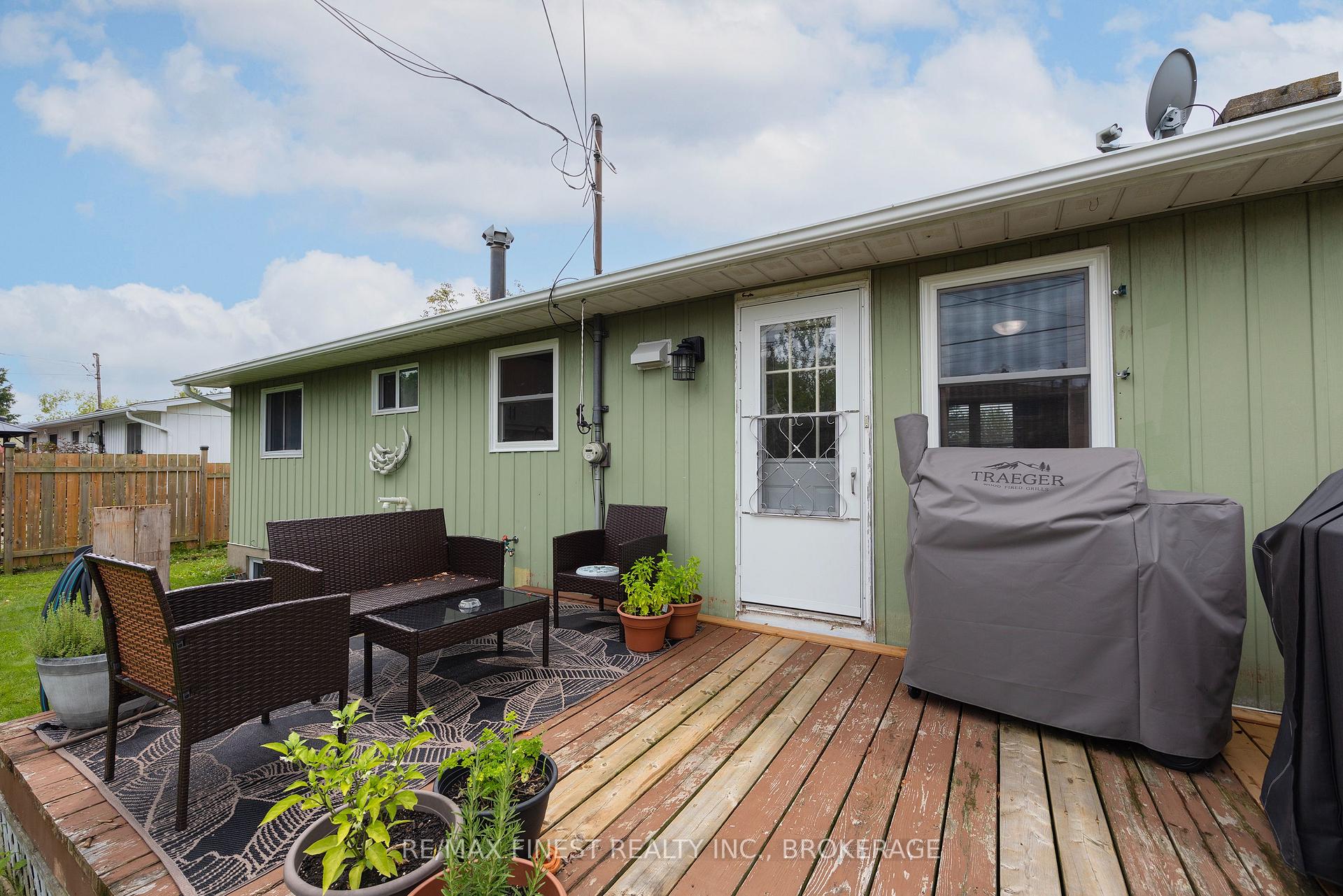 Photo 38 of 91 Cambridge Crescent, Loyalist, Amherstview — HOMEH