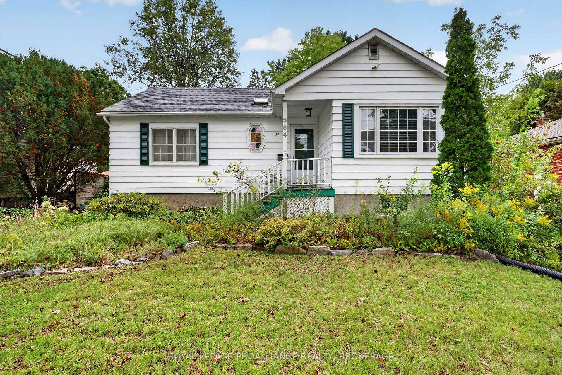 Photo 2 of 364 Glengarry Road, Kingston, West of Sir John A. Blvd — HOMEH