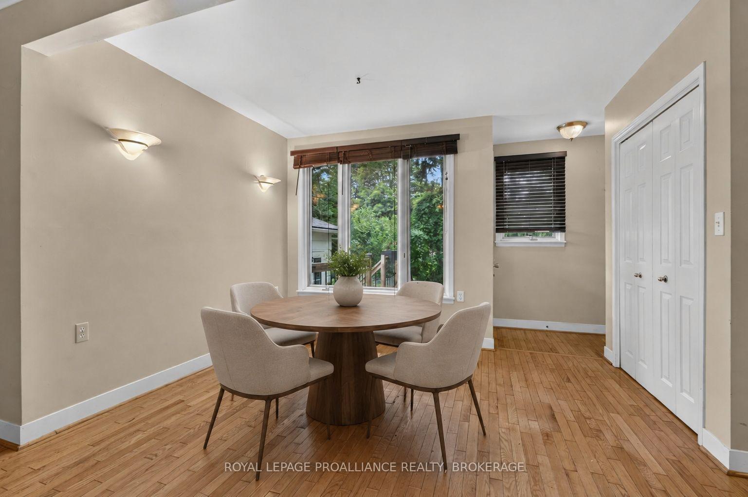 Photo 16 of 364 Glengarry Road, Kingston, West of Sir John A. Blvd — HOMEH