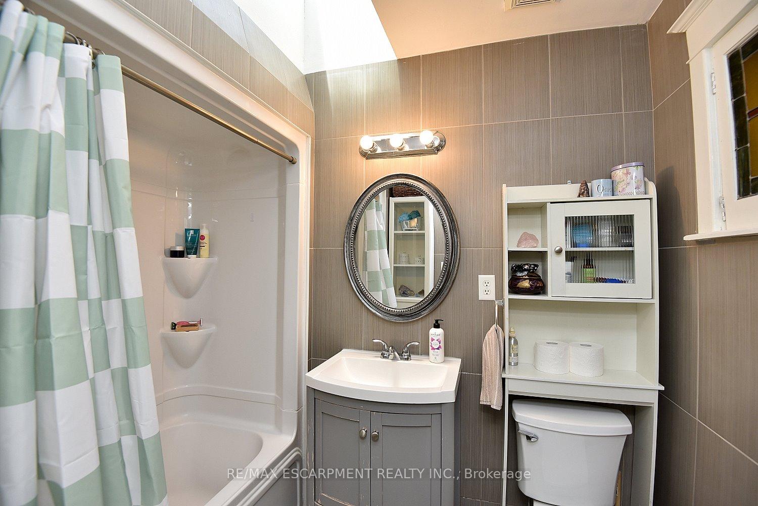Photo 21 of 56 Barons Avenue N, Hamilton, Homeside — HOMEH