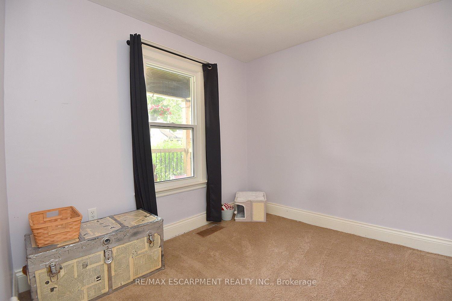 Photo 25 of 56 Barons Avenue N, Hamilton, Homeside — HOMEH