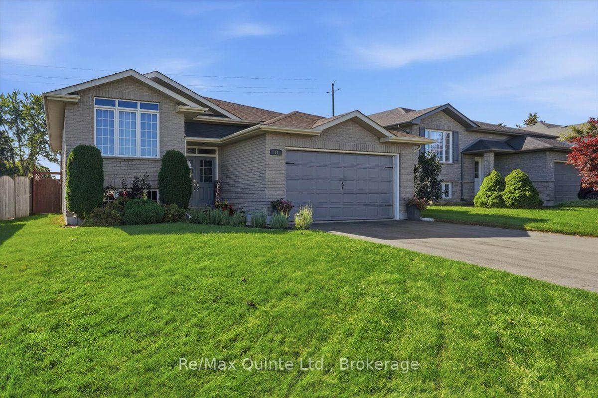 Photo 2 of 14 Ridgeview Lane, Quinte West, Trenton Ward — HOMEH