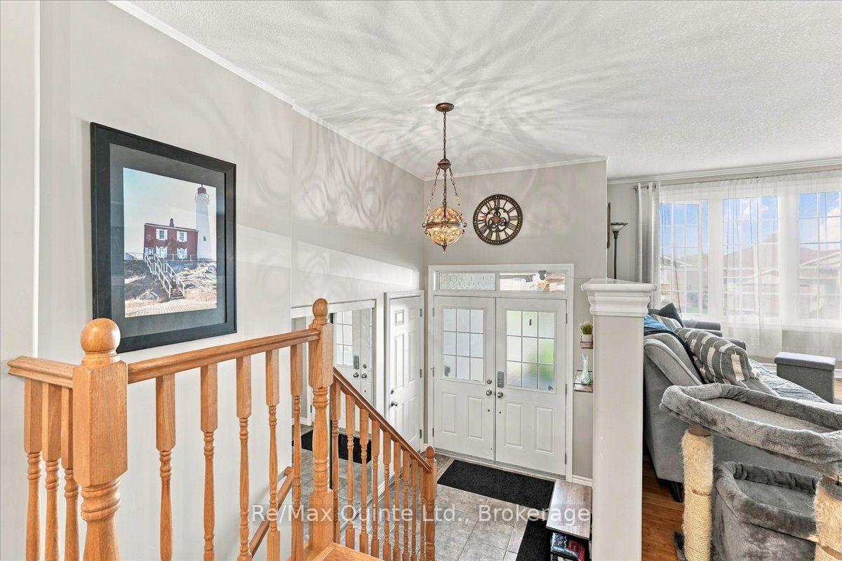Photo 7 of 14 Ridgeview Lane, Quinte West, Trenton Ward — HOMEH