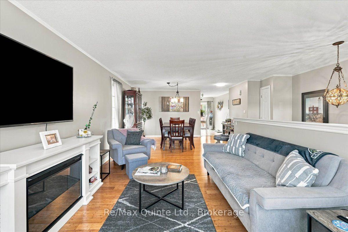 Photo 10 of 14 Ridgeview Lane, Quinte West, Trenton Ward — HOMEH