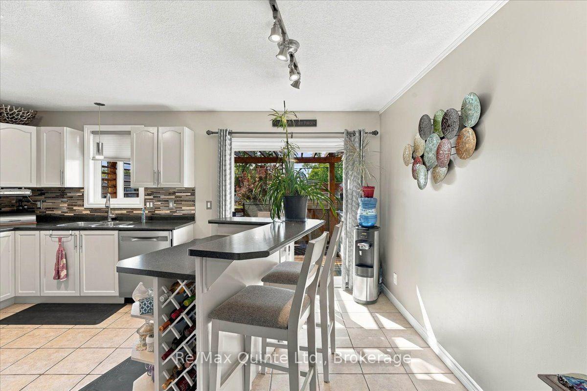 Photo 14 of 14 Ridgeview Lane, Quinte West, Trenton Ward — HOMEH