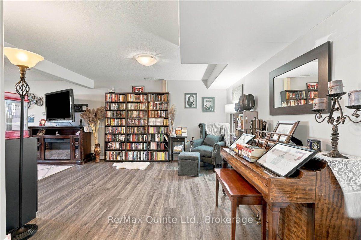 Photo 31 of 14 Ridgeview Lane, Quinte West, Trenton Ward — HOMEH