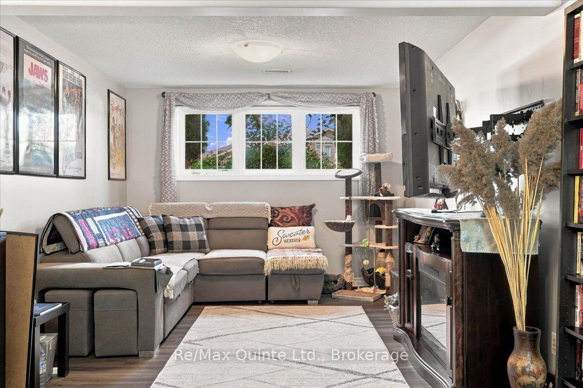 Photo 33 of 14 Ridgeview Lane, Quinte West, Trenton Ward — HOMEH