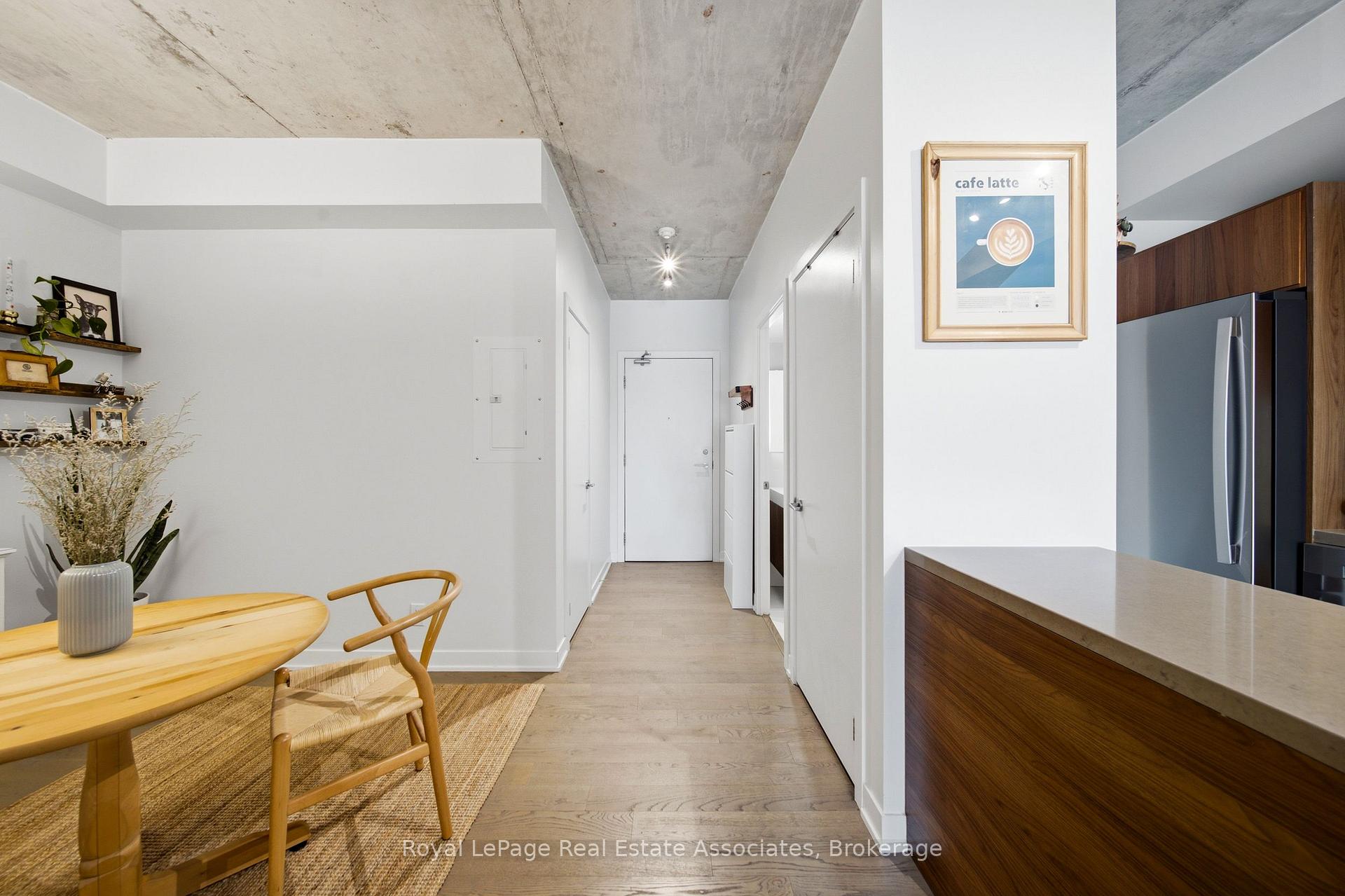 Photo 4 of Unit 302, 318 King Street E, Toronto, Moss Park — HOMEH