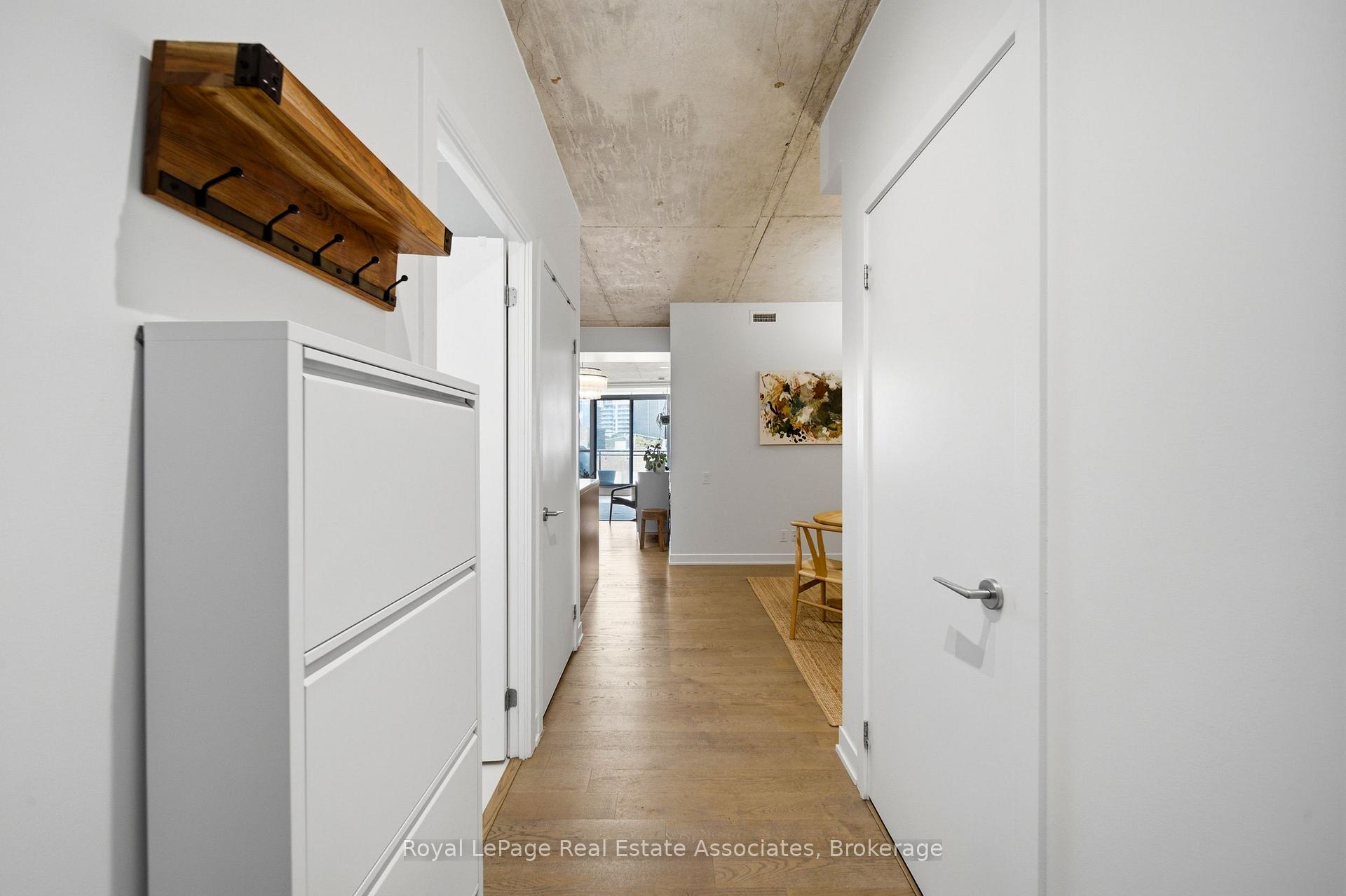 Photo 7 of Unit 302, 318 King Street E, Toronto, Moss Park — HOMEH