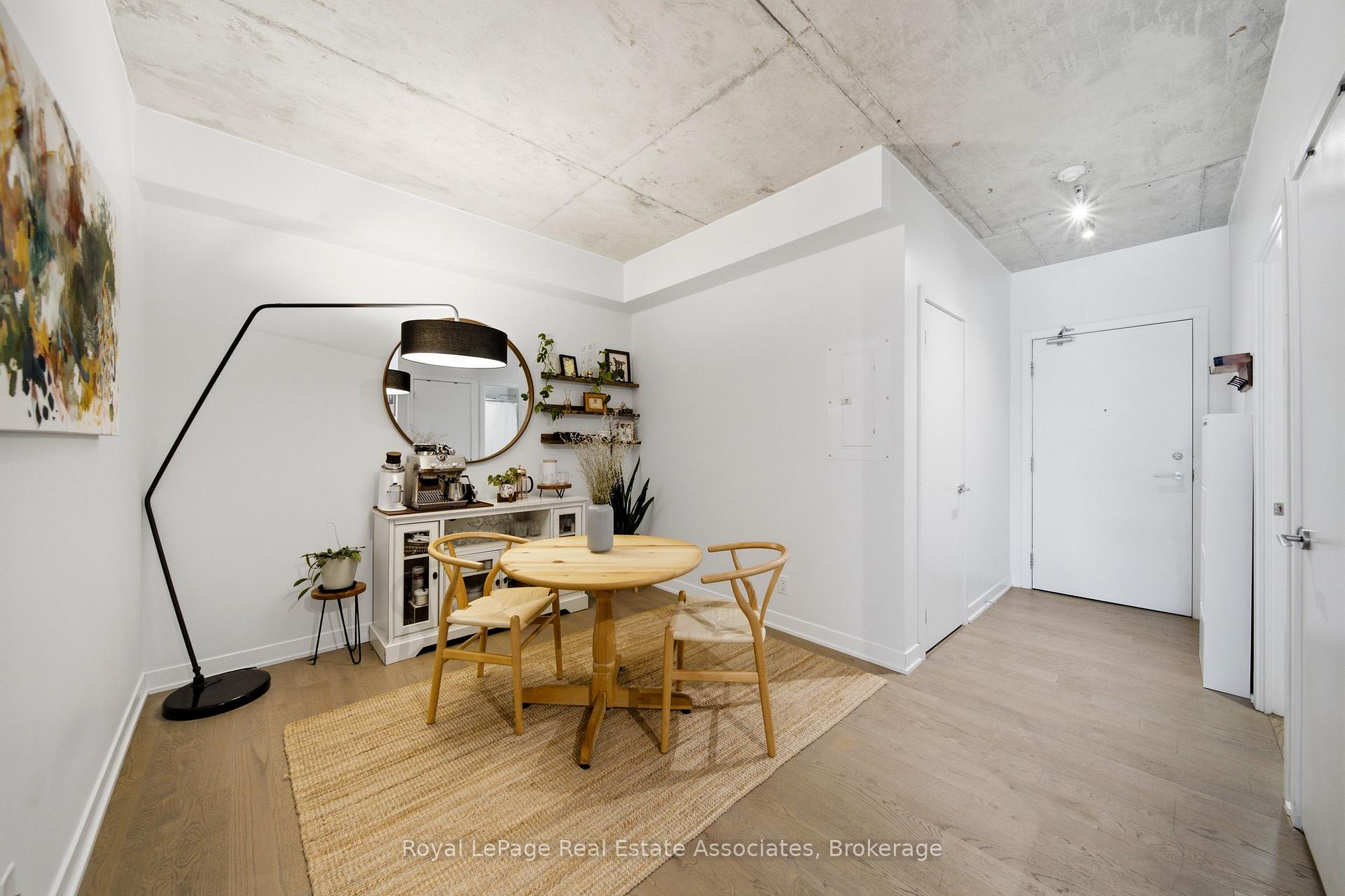 Photo 9 of Unit 302, 318 King Street E, Toronto, Moss Park — HOMEH