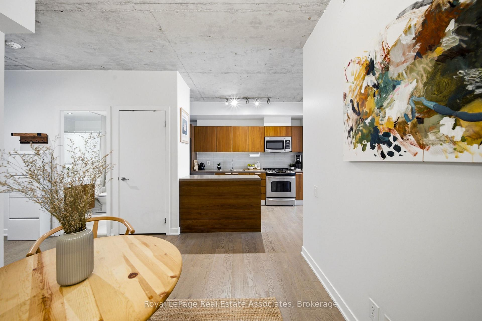 Photo 11 of Unit 302, 318 King Street E, Toronto, Moss Park — HOMEH