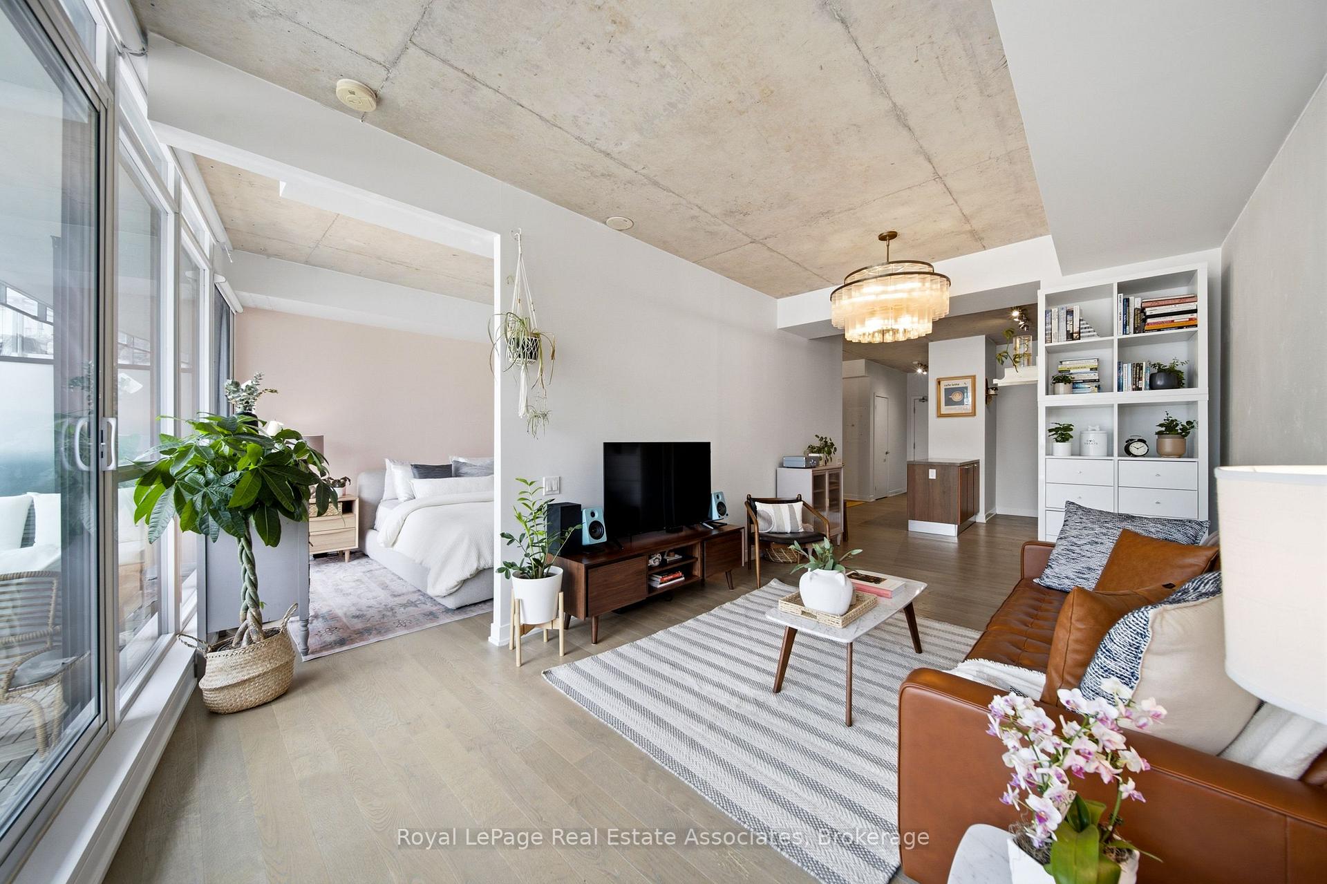 Photo 22 of Unit 302, 318 King Street E, Toronto, Moss Park — HOMEH