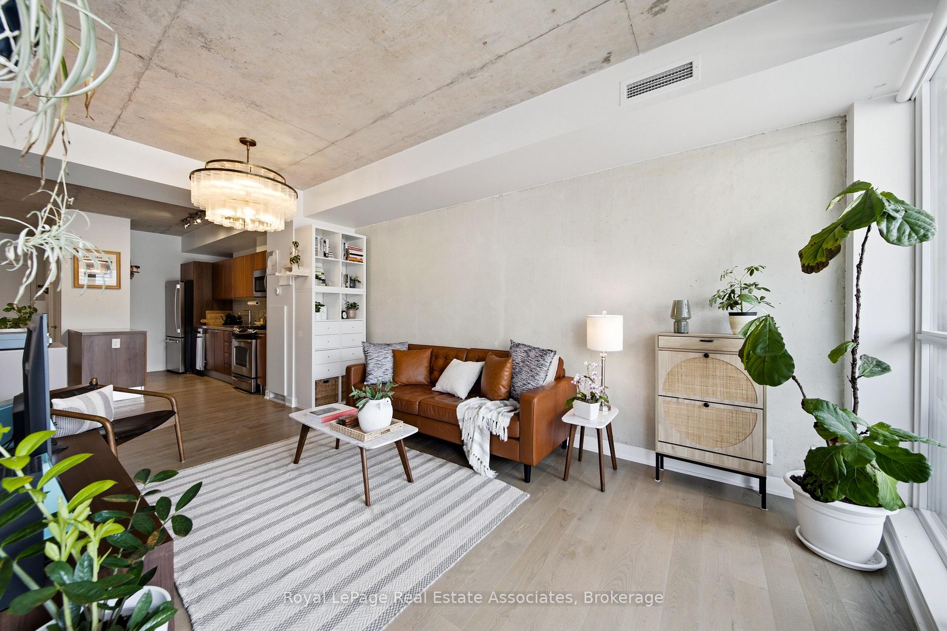 Photo 23 of Unit 302, 318 King Street E, Toronto, Moss Park — HOMEH