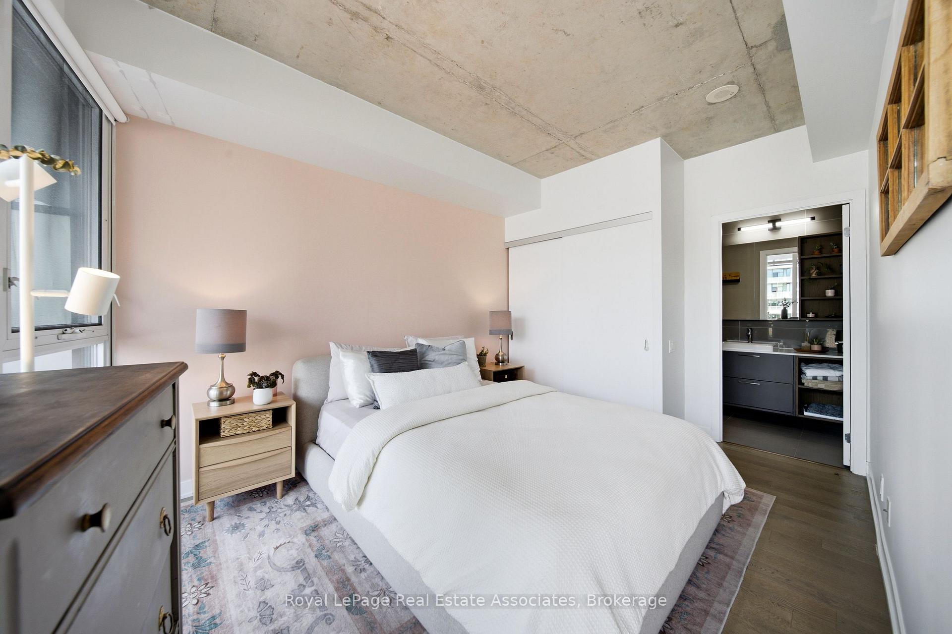 Photo 25 of Unit 302, 318 King Street E, Toronto, Moss Park — HOMEH