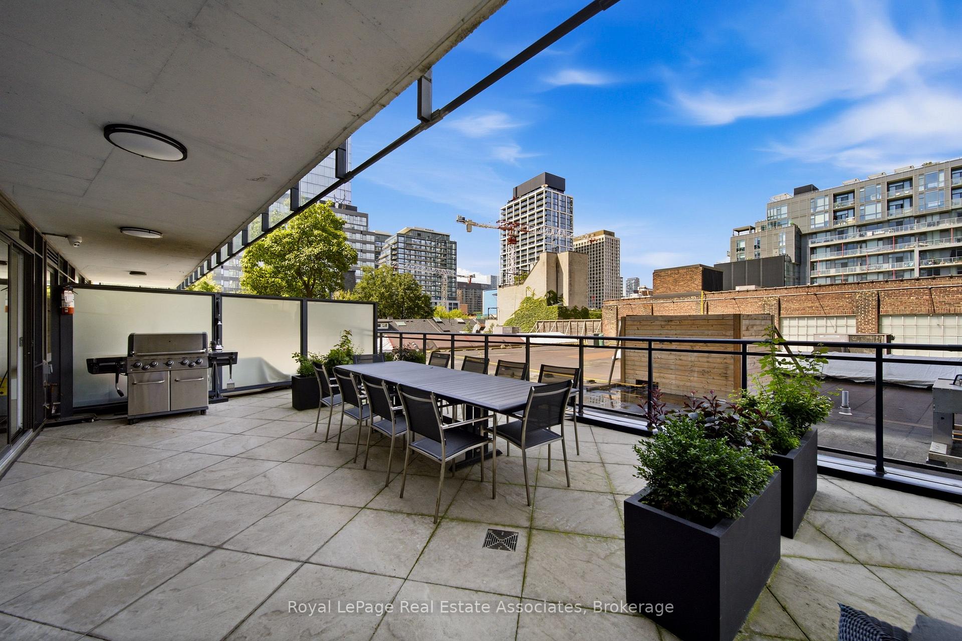 Photo 36 of Unit 302, 318 King Street E, Toronto, Moss Park — HOMEH