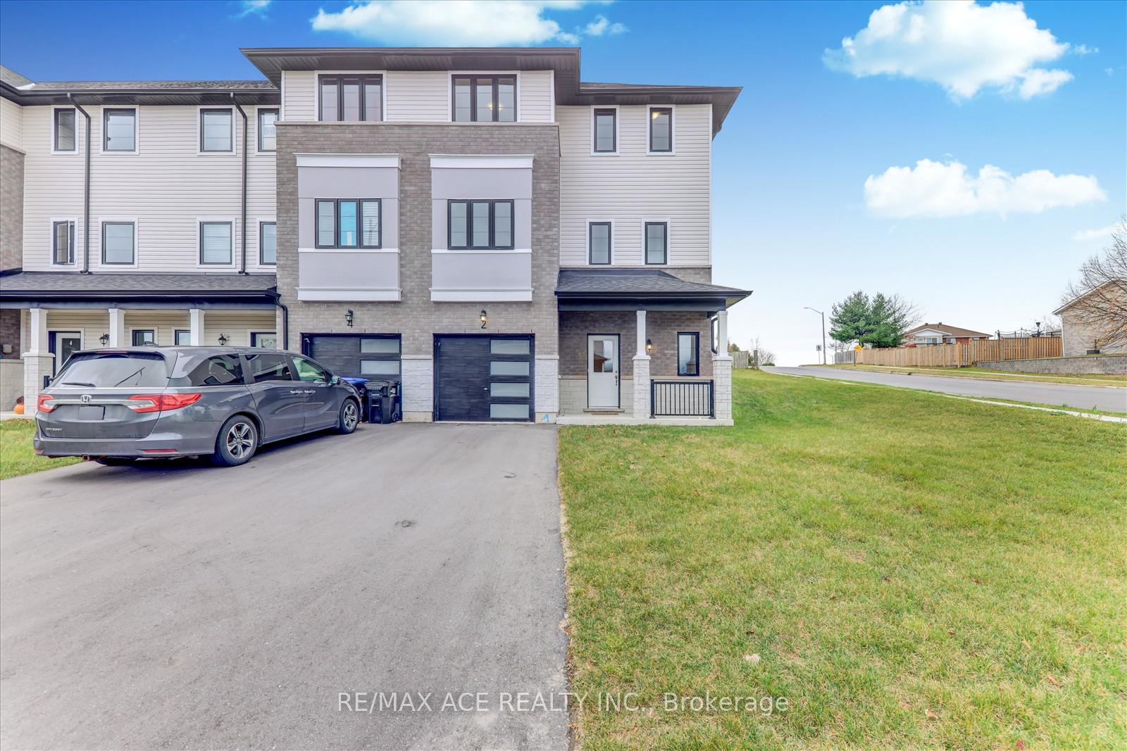 Photo 1 of 2 Lahey Crescent, Penetanguishene — HOMEH