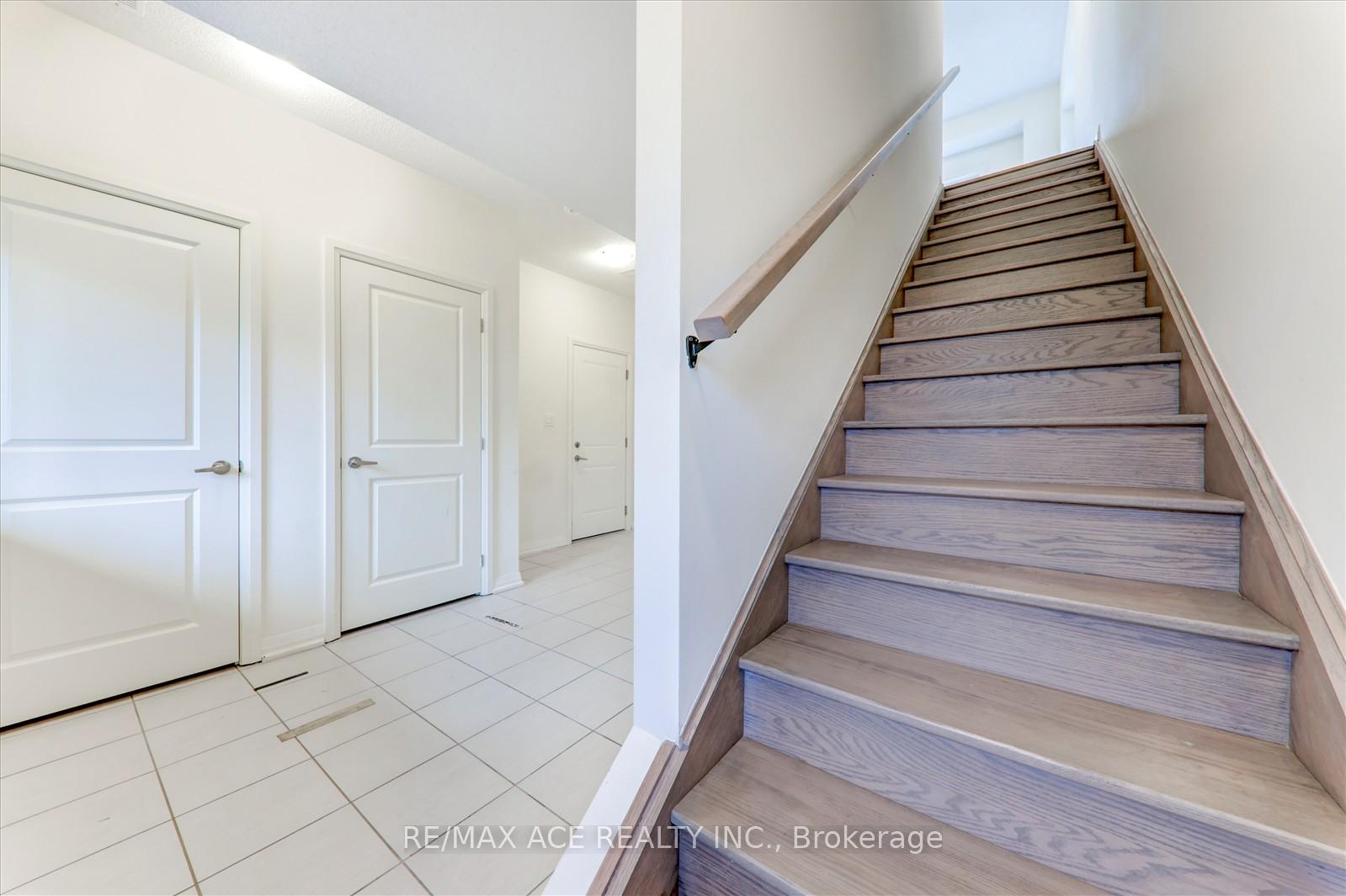 Photo 12 of 2 Lahey Crescent, Penetanguishene — HOMEH