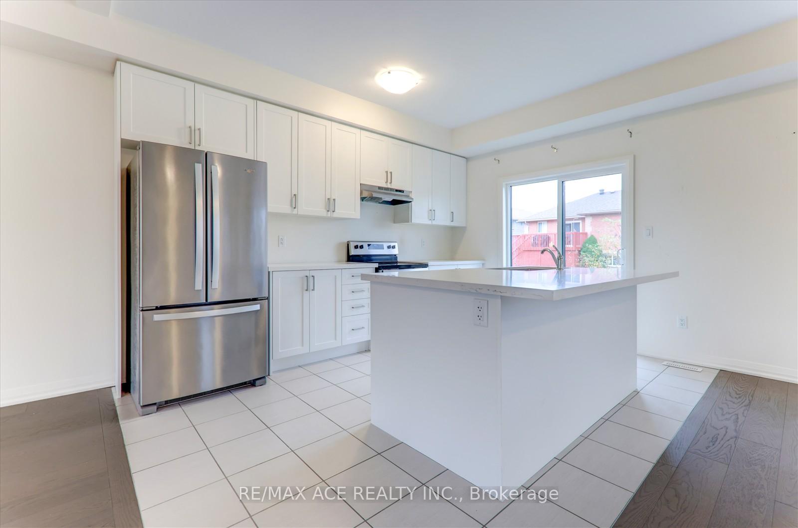 Photo 17 of 2 Lahey Crescent, Penetanguishene — HOMEH