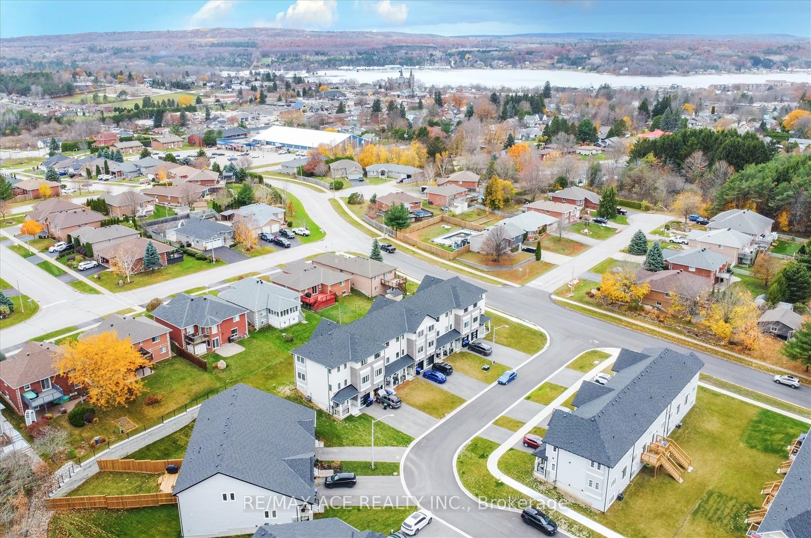 Photo 39 of 2 Lahey Crescent, Penetanguishene — HOMEH