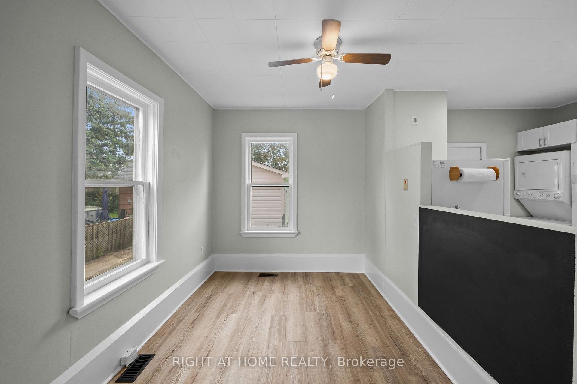 Photo 15 of 36 Empress Avenue, Smiths Falls, Smiths Falls — HOMEH