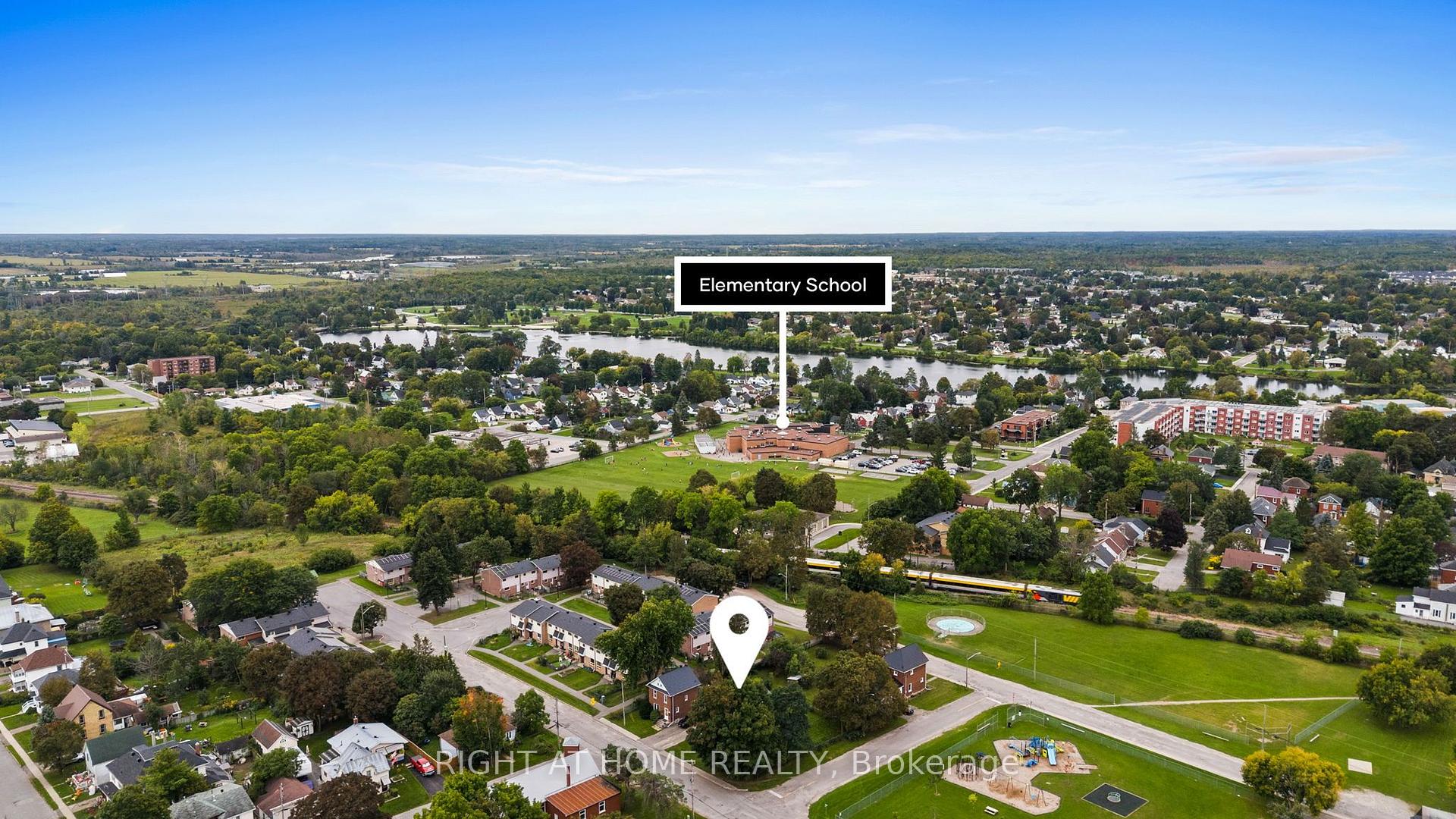 Photo 50 of 36 Empress Avenue, Smiths Falls, Smiths Falls — HOMEH