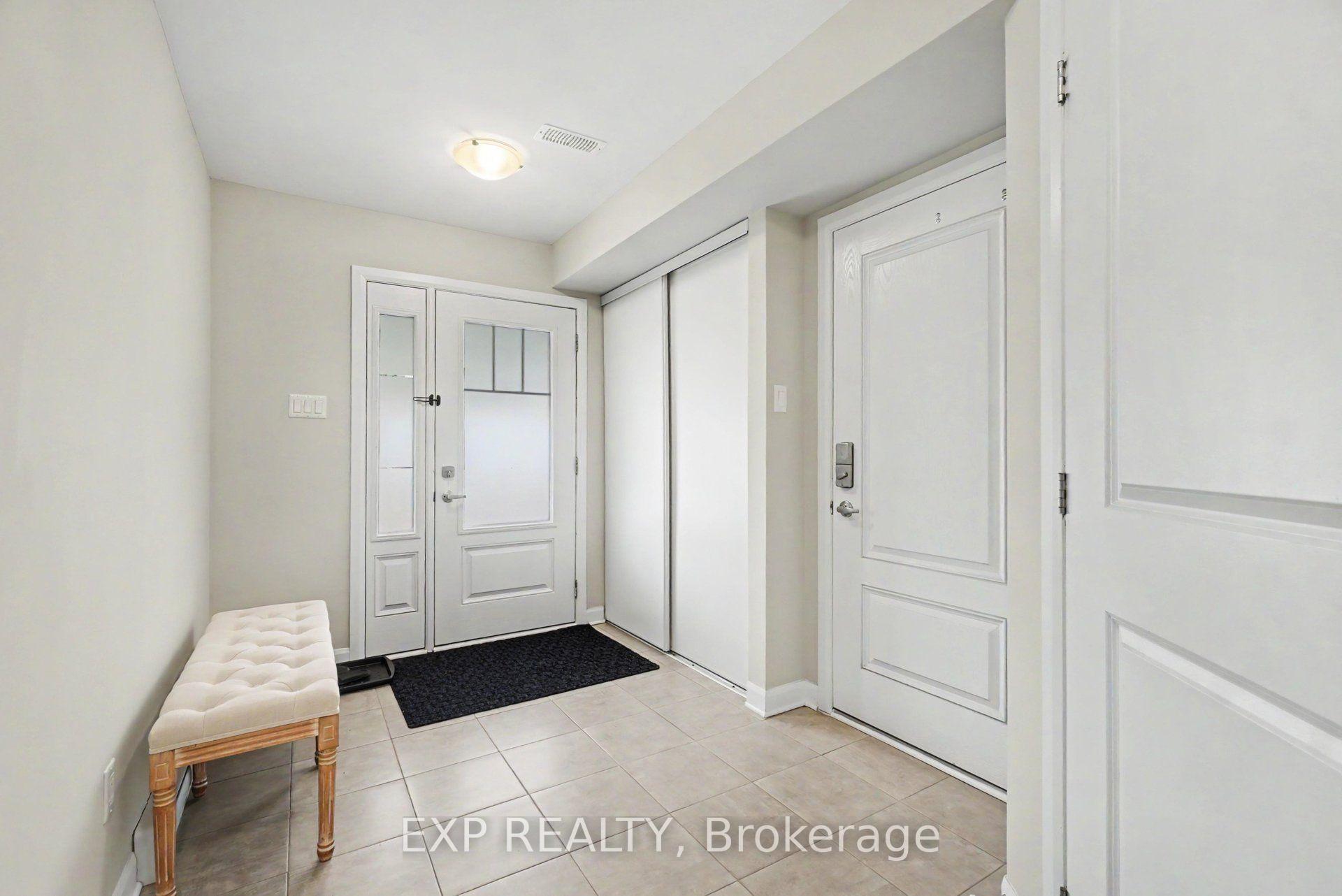 Photo 4 of 208 Liebe Terrace, Ottawa, Barrhaven - Heritage Park — HOMEH