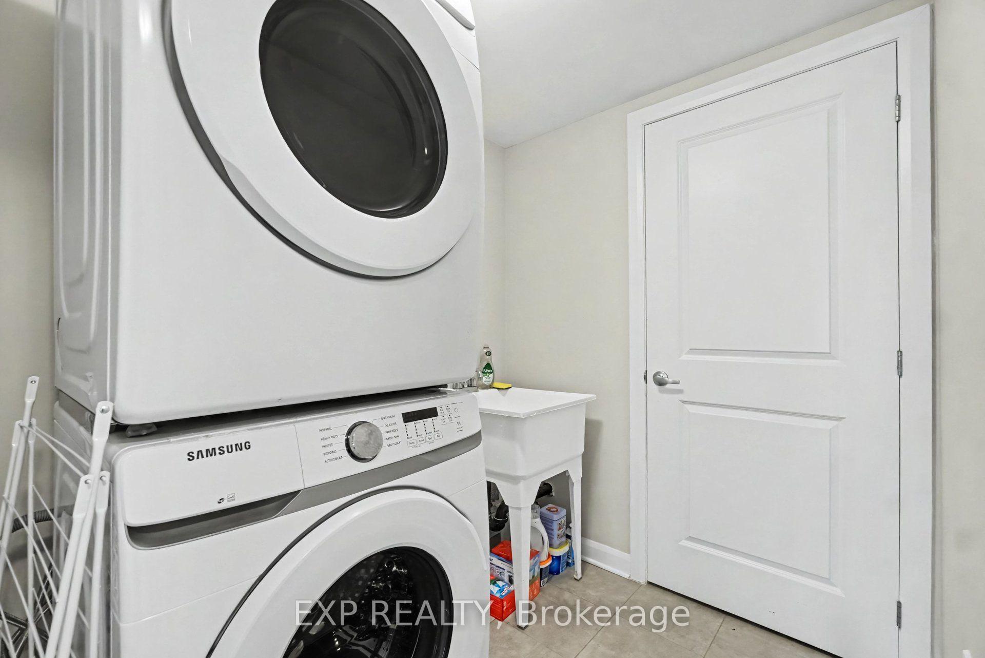 Photo 7 of 208 Liebe Terrace, Ottawa, Barrhaven - Heritage Park — HOMEH