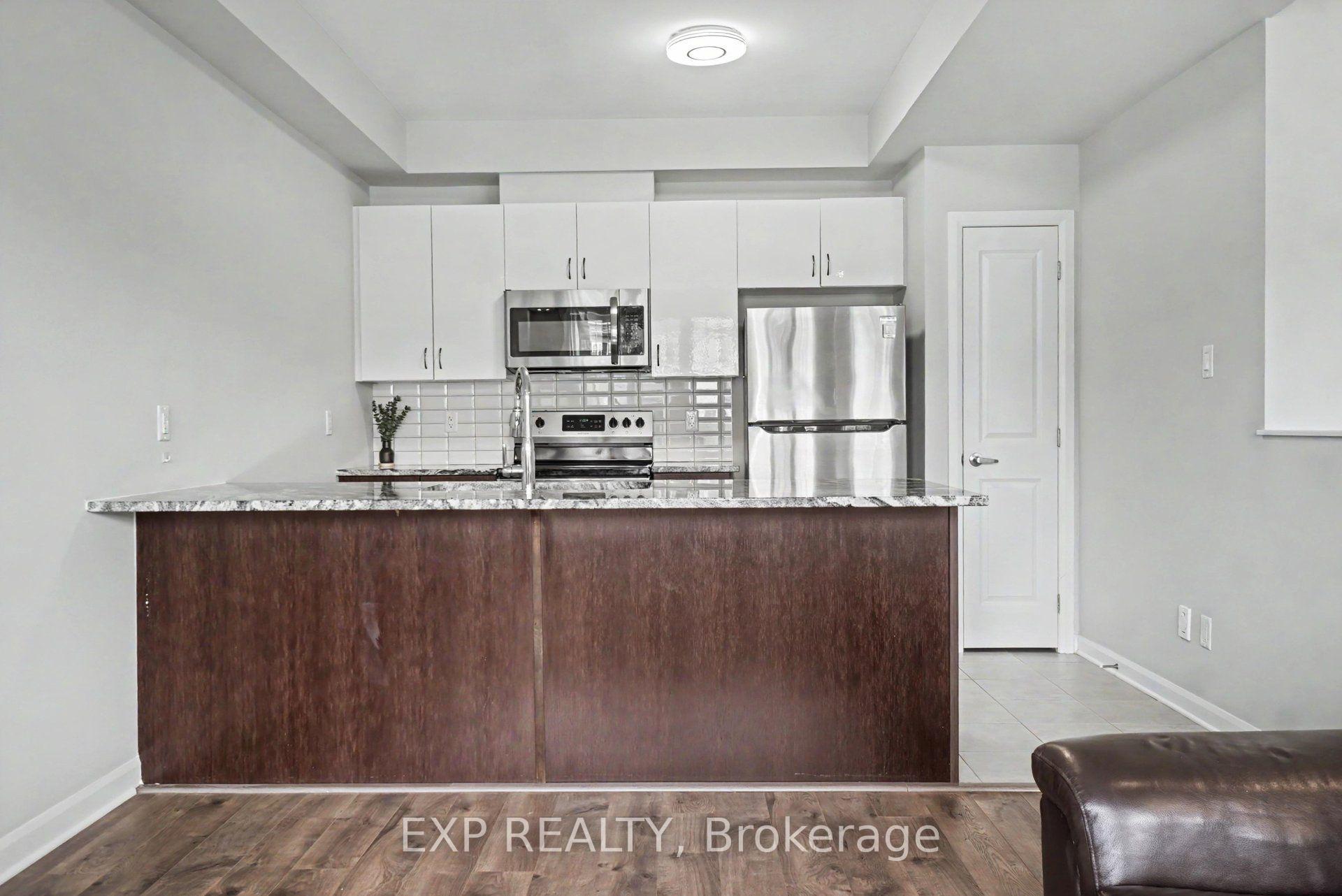 Photo 10 of 208 Liebe Terrace, Ottawa, Barrhaven - Heritage Park — HOMEH