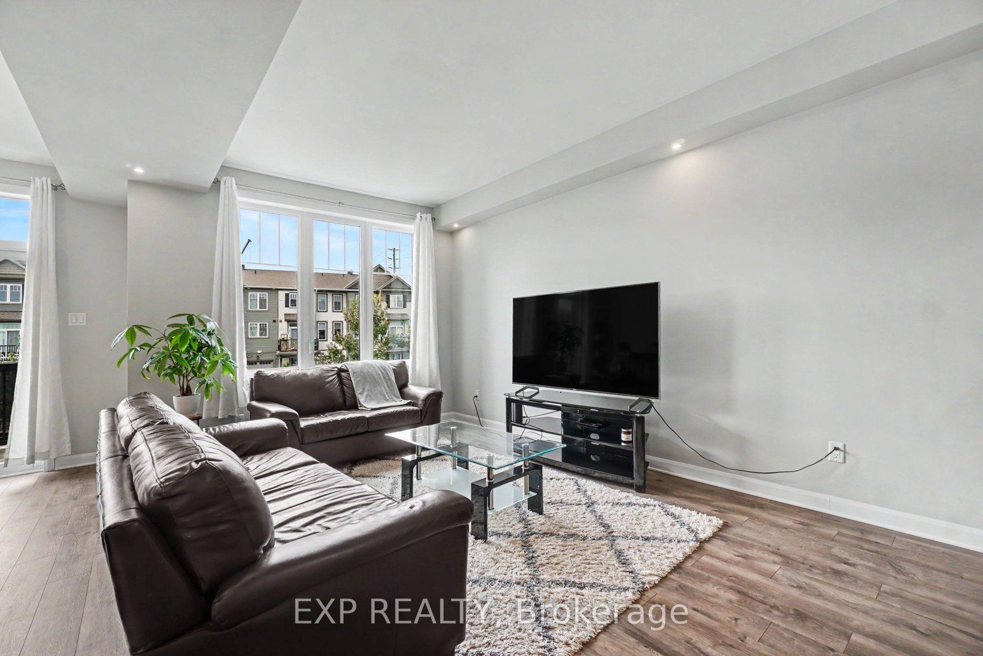 Photo 15 of 208 Liebe Terrace, Ottawa, Barrhaven - Heritage Park — HOMEH