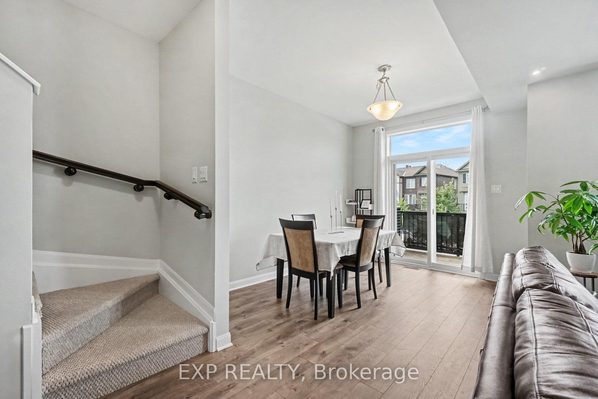 Photo 18 of 208 Liebe Terrace, Ottawa, Barrhaven - Heritage Park — HOMEH