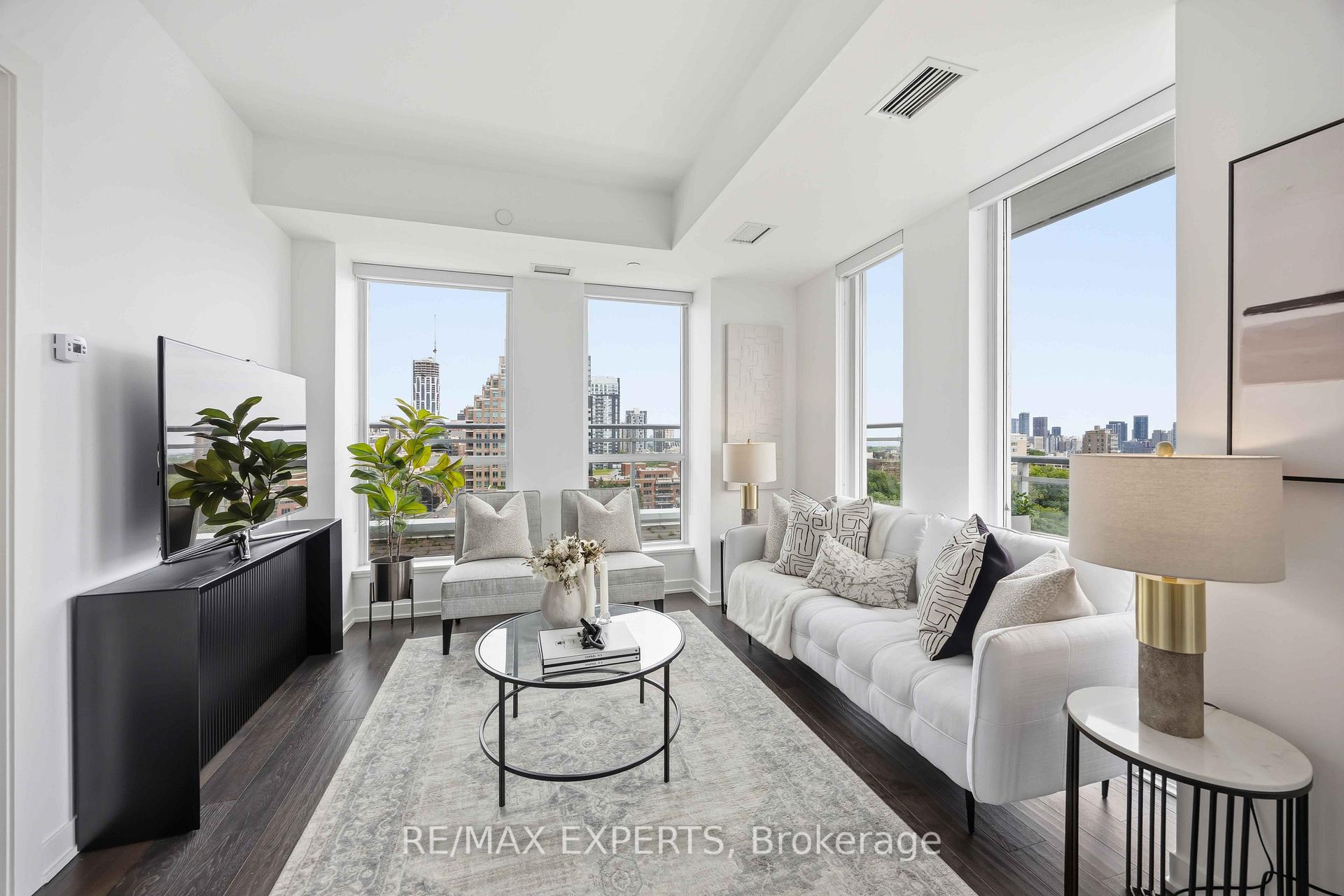 Photo 9 of Unit 1007, 223 St Clair Avenue W, Toronto, Yonge-St. Clair — HOMEH