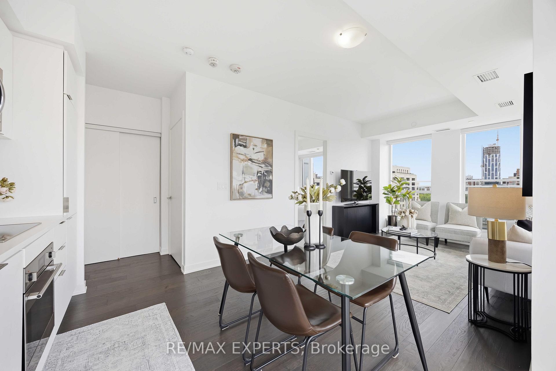 Photo 14 of Unit 1007, 223 St Clair Avenue W, Toronto, Yonge-St. Clair — HOMEH