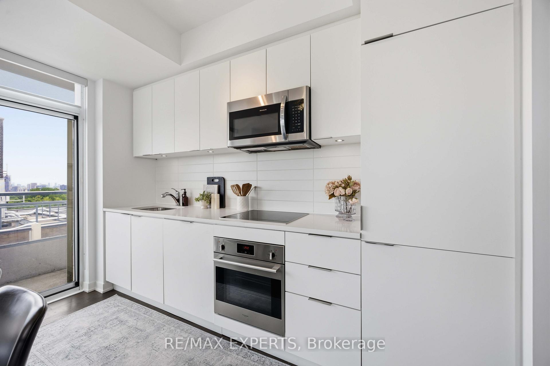 Photo 16 of Unit 1007, 223 St Clair Avenue W, Toronto, Yonge-St. Clair — HOMEH