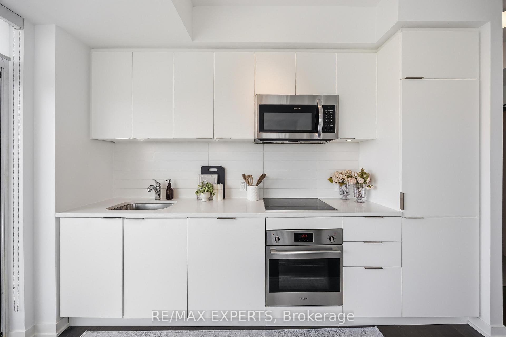 Photo 17 of Unit 1007, 223 St Clair Avenue W, Toronto, Yonge-St. Clair — HOMEH
