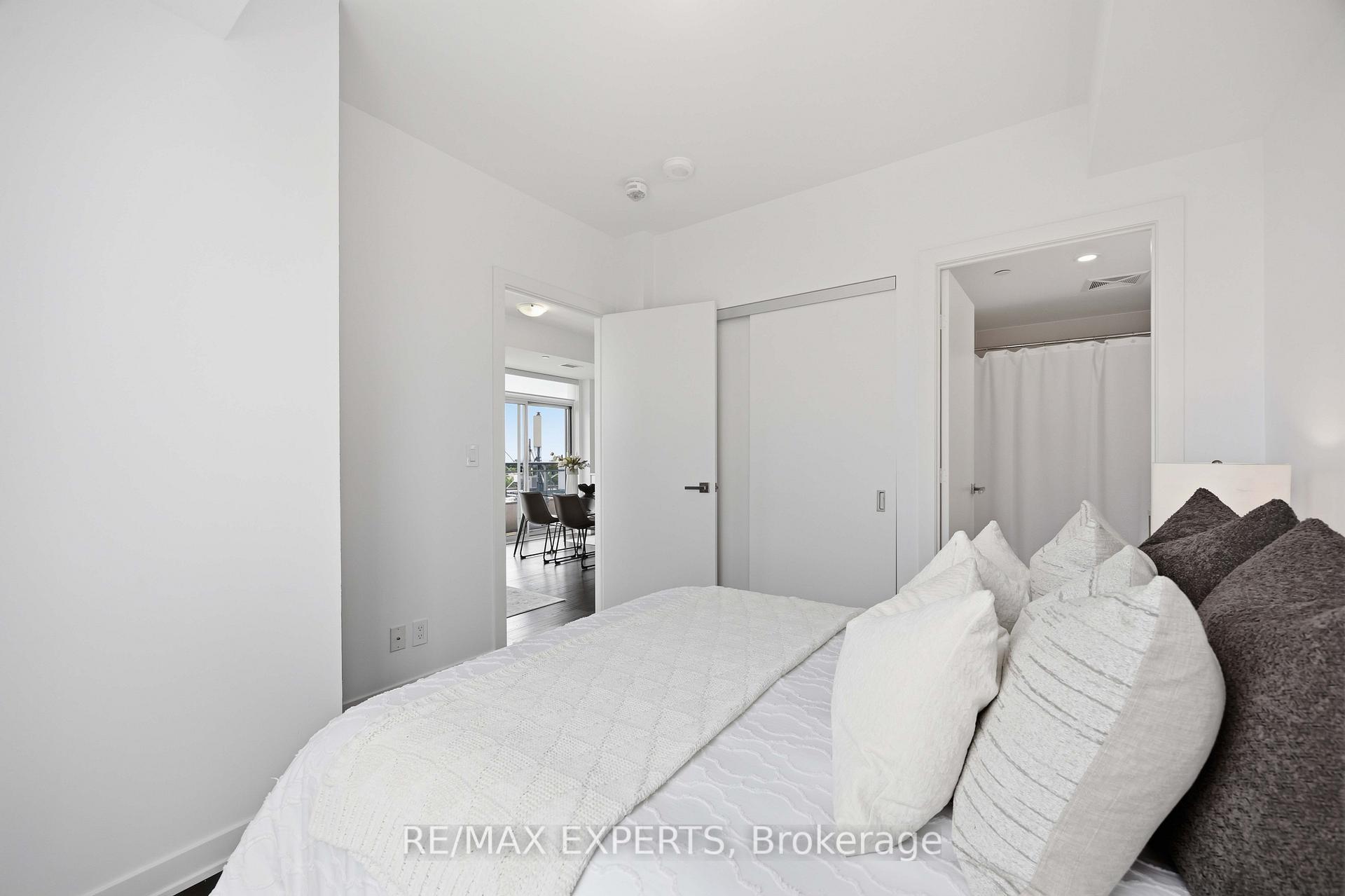 Photo 20 of Unit 1007, 223 St Clair Avenue W, Toronto, Yonge-St. Clair — HOMEH