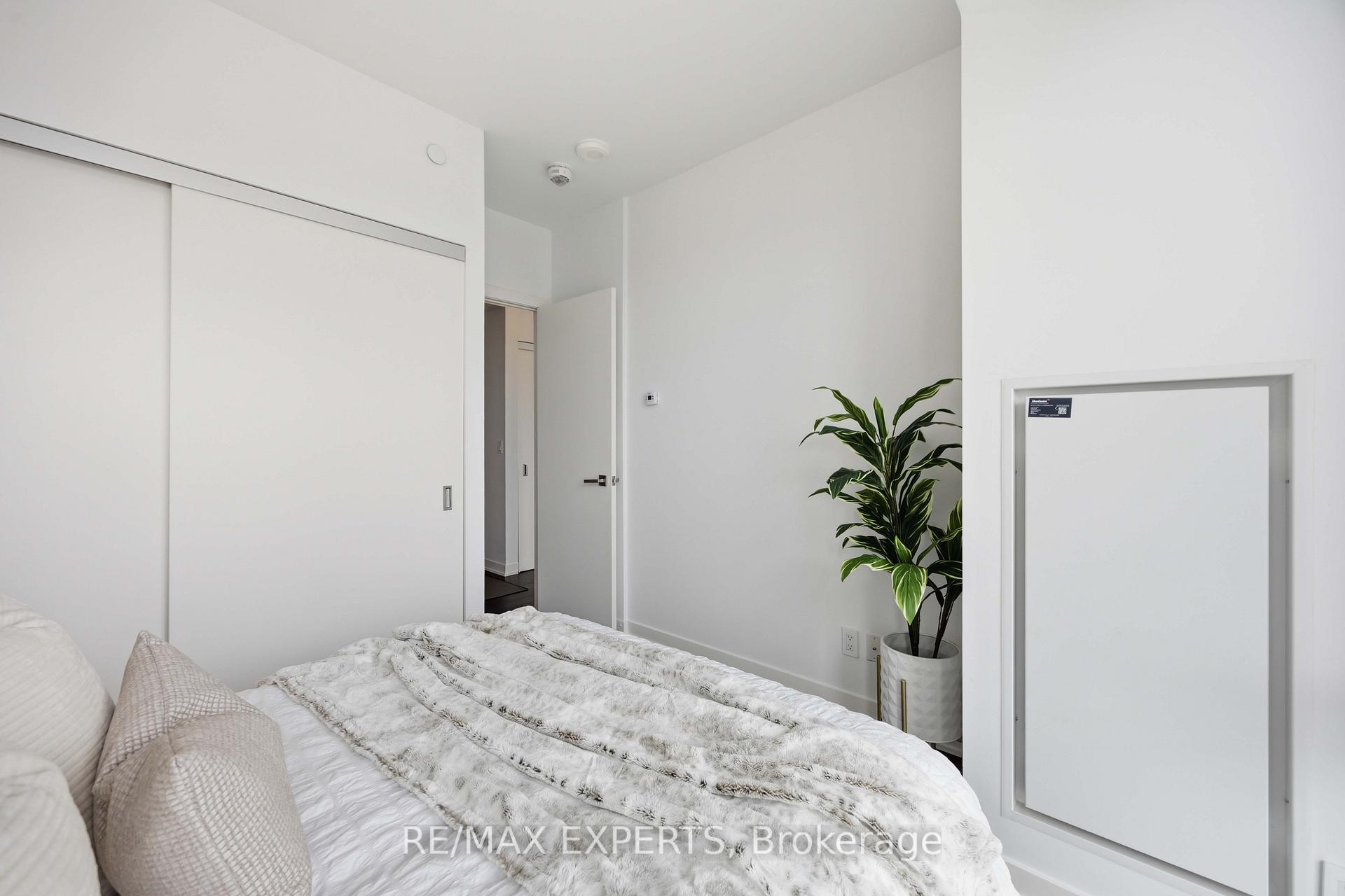 Photo 22 of Unit 1007, 223 St Clair Avenue W, Toronto, Yonge-St. Clair — HOMEH
