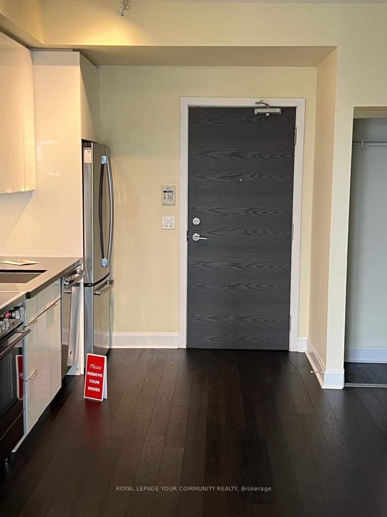 Photo 2 of Unit 3205, 33 Shore Breeze Drive, Etobicoke, Mimico — HOMEH