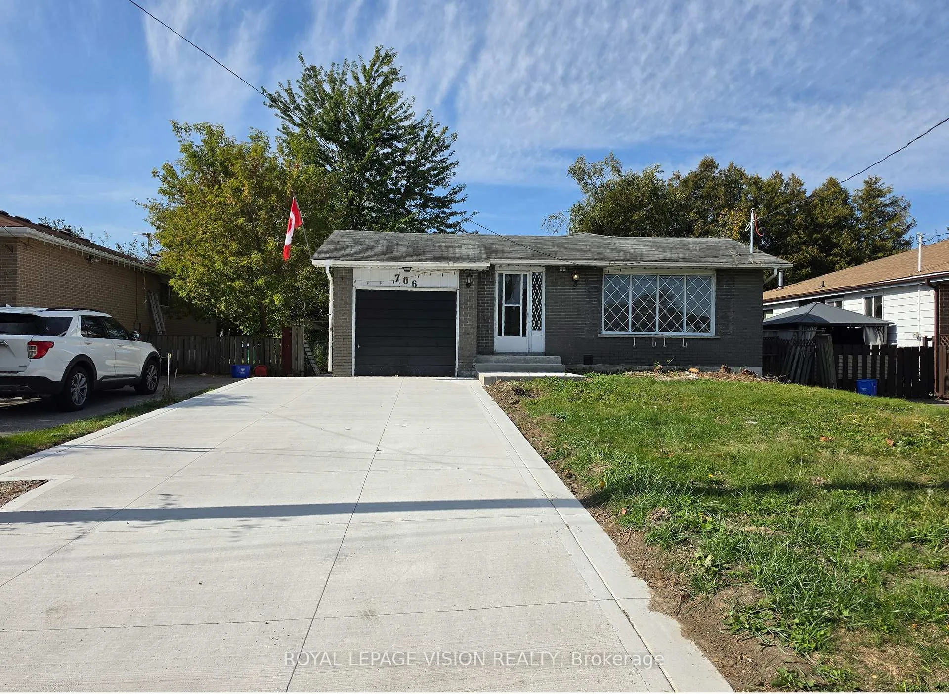 Photo 2 of Unit Upper, 706 Leaside Street, Pickering, West Shore — HOMEH