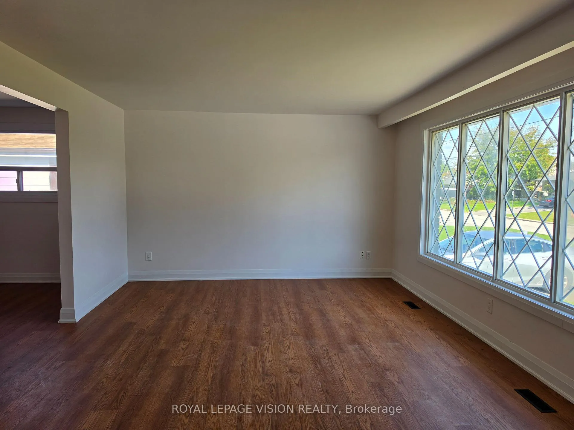 Photo 5 of Unit Upper, 706 Leaside Street, Pickering, West Shore — HOMEH
