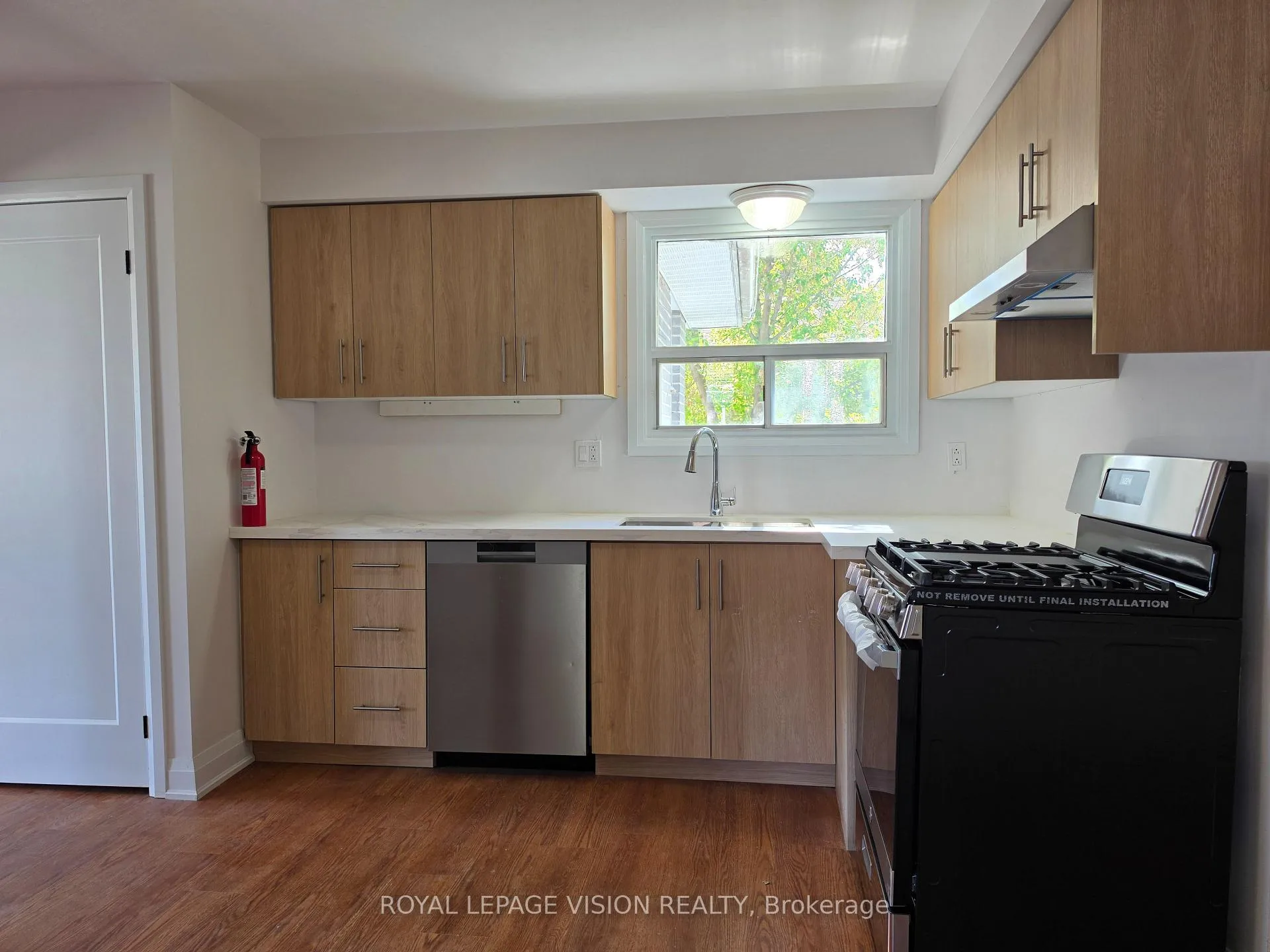 Photo 8 of Unit Upper, 706 Leaside Street, Pickering, West Shore — HOMEH
