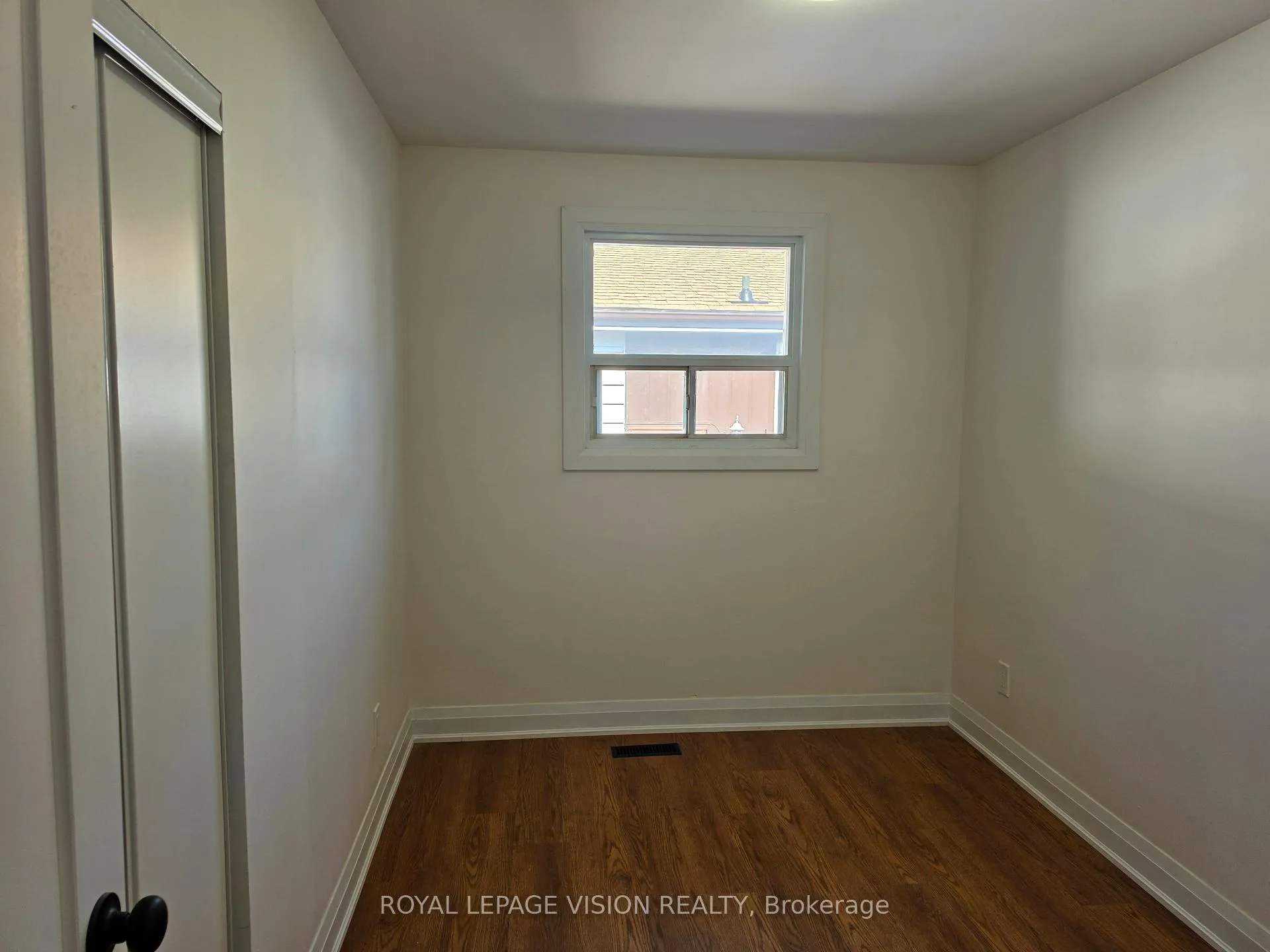 Photo 11 of Unit Upper, 706 Leaside Street, Pickering, West Shore — HOMEH
