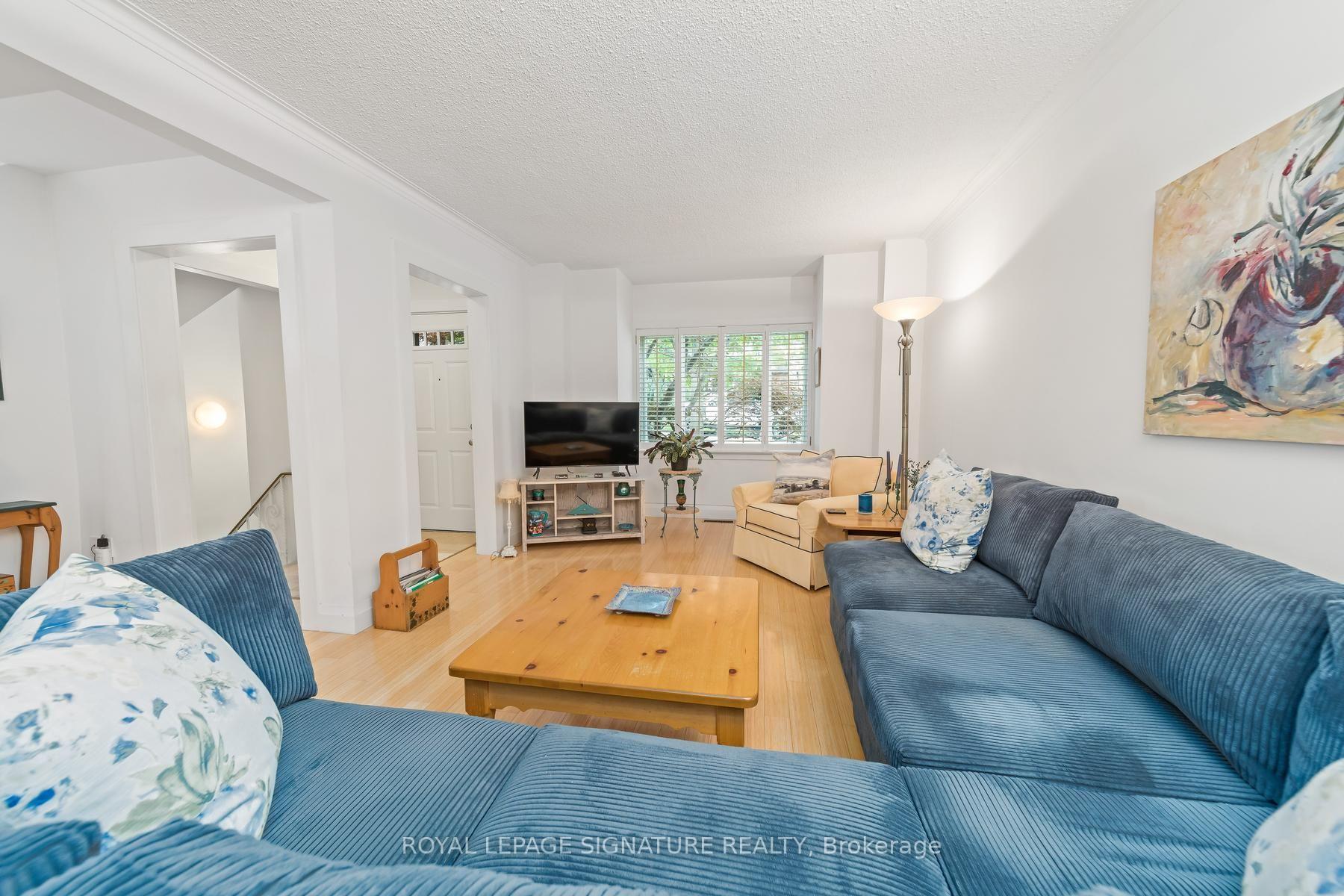 Photo 4 of 153 Banff Road, Toronto, Mount Pleasant East — HOMEH