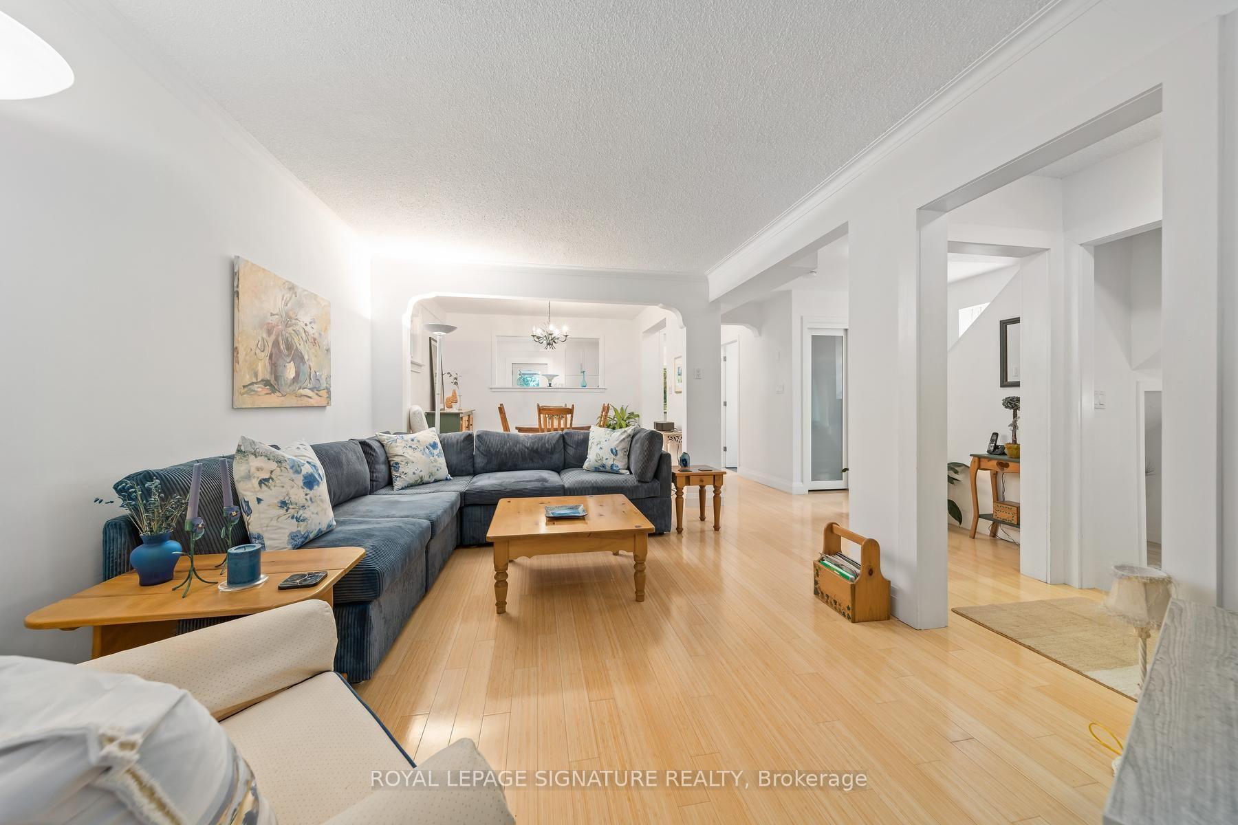 Photo 5 of 153 Banff Road, Toronto, Mount Pleasant East — HOMEH
