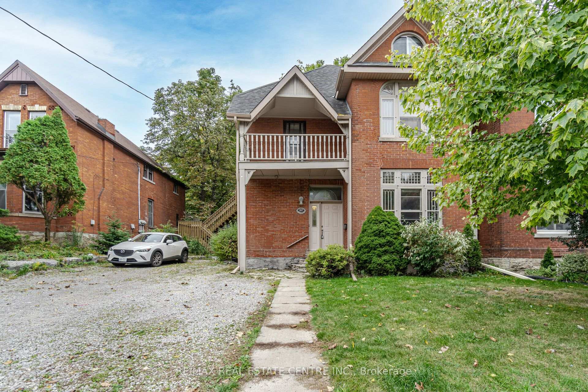 Photo 2 of Unit Lower, 267 Aberdeen Avenue, Hamilton, Kirkendall — HOMEH