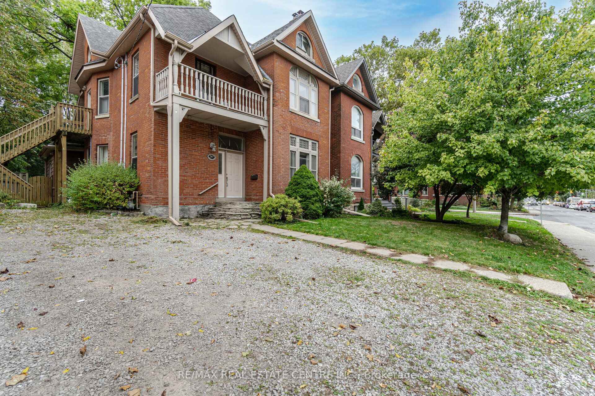 Photo 3 of Unit Lower, 267 Aberdeen Avenue, Hamilton, Kirkendall — HOMEH