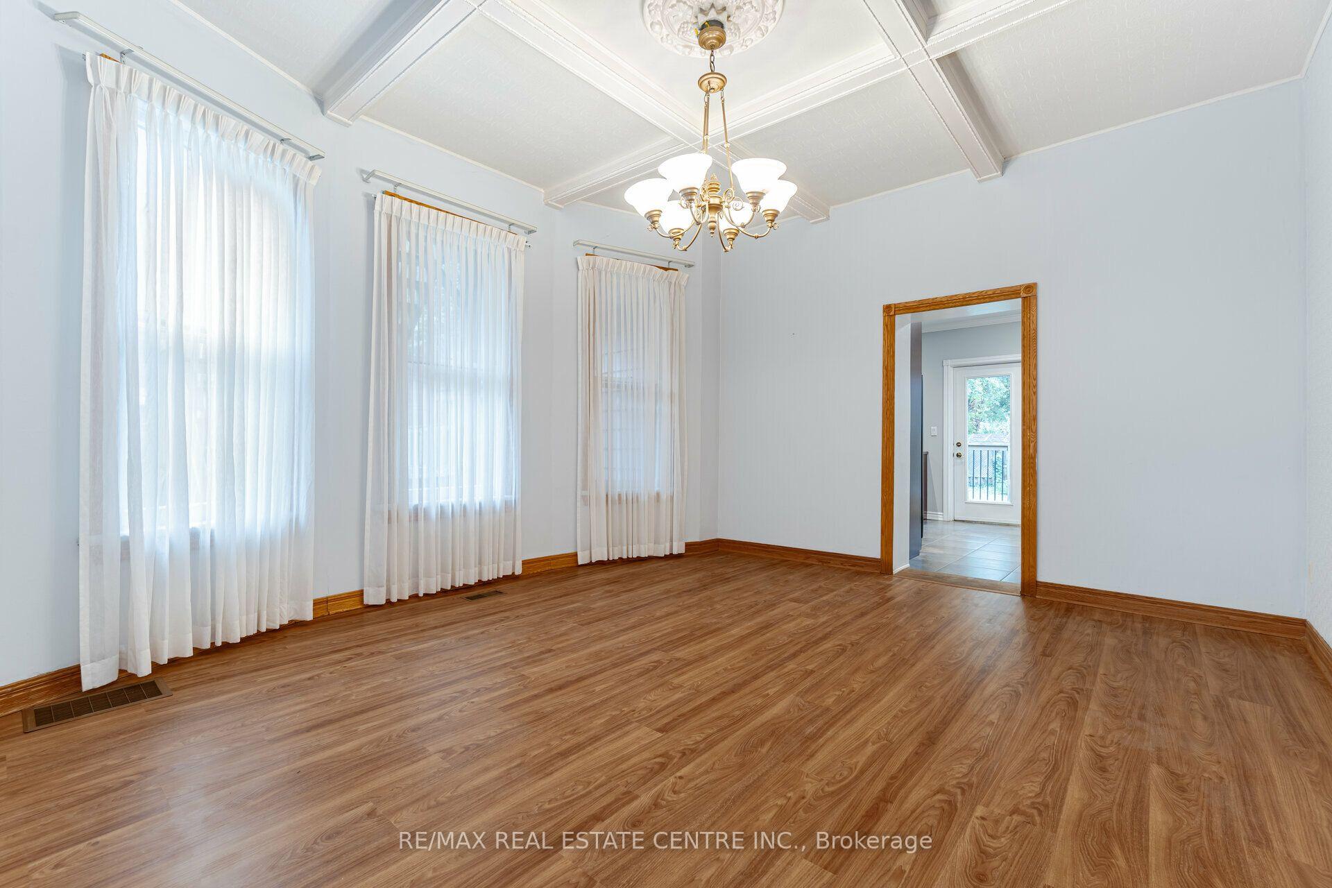 Photo 7 of Unit Lower, 267 Aberdeen Avenue, Hamilton, Kirkendall — HOMEH