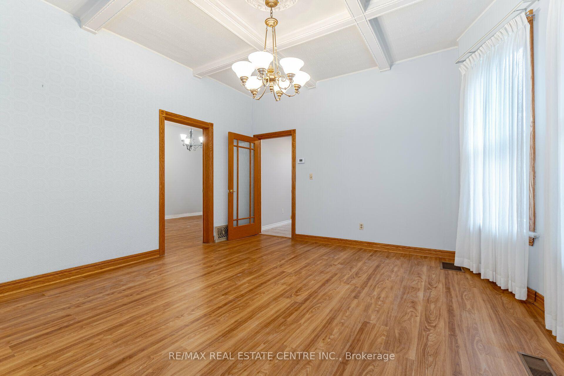 Photo 9 of Unit Lower, 267 Aberdeen Avenue, Hamilton, Kirkendall — HOMEH